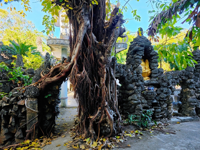 Khám phá chùa Từ Vân, kiệt tác từ san hô và vỏ ốc- Ảnh 17. Khám phá chùa Từ Vân, kiệt tác từ san hô và vỏ ốc- Ảnh 17.