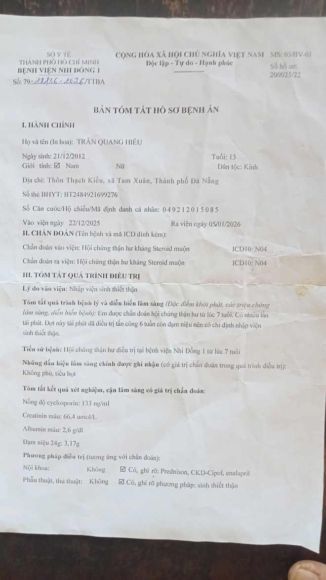 Cậu học trò chạy thận từng tháng, cơm rau vẫn mơ làm bác sĩ- Ảnh 5. Cậu học trò chạy thận từng tháng, cơm rau vẫn mơ làm bác sĩ- Ảnh 5.