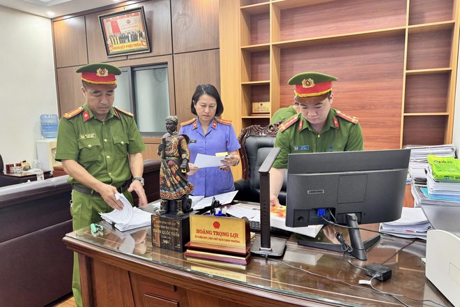 Bắt Phó chủ tịch phường Phúc Yên trong vụ xã hội đen núp bóng doanh nghiệp - Ảnh 3. Bắt Phó chủ tịch phường Phúc Yên trong vụ xã hội đen núp bóng doanh nghiệp - Ảnh 3.