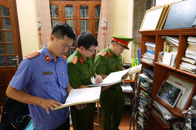 Bắt Phó chủ tịch phường Phúc Yên trong vụ xã hội đen núp bóng doanh nghiệp - Ảnh 2. Bắt Phó chủ tịch phường Phúc Yên trong vụ xã hội đen núp bóng doanh nghiệp - Ảnh 2.