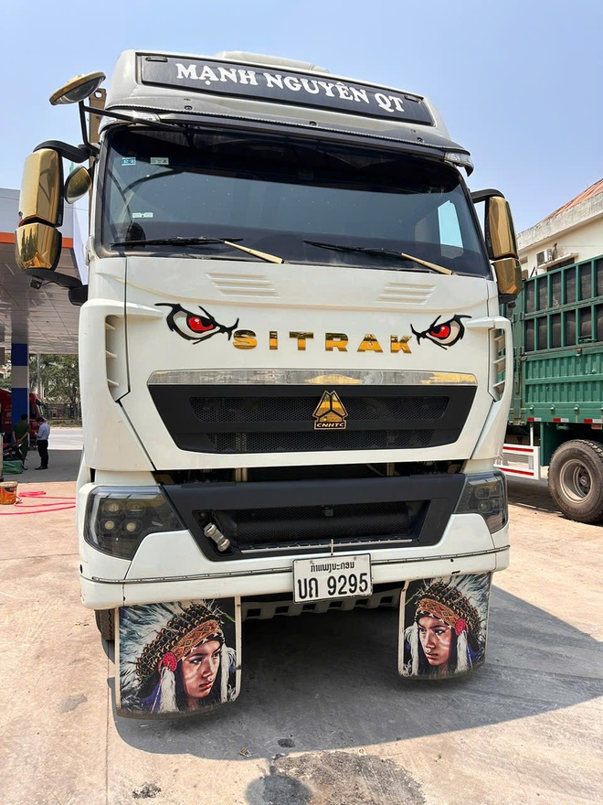 Gia cố gầm xe tải để vận chuyển tr&aacute;i ph&eacute;p dầu diesel qua bi&ecirc;n giới- Ảnh 2.