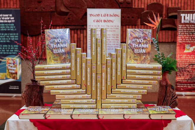 Lý Tứ ra mắt 2 tác phẩm mới về Phật pháp mang triết lý hiện đại - Ảnh 2. Lý Tứ ra mắt 2 tác phẩm mới về Phật pháp mang triết lý hiện đại - Ảnh 2.