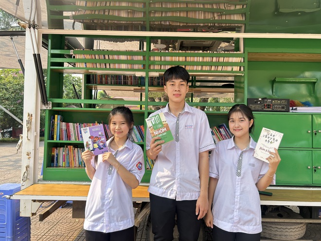 Học sinh Quảng Trị s&ocirc;i nổi hưởng ứng Ng&agrave;y S&aacute;ch v&agrave; Văn h&oacute;a đọc 2026 - Ảnh 3.