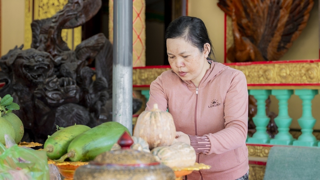 Người trẻ Khmer lễ ch&ugrave;a cầu b&igrave;nh an dịp Tết Ch&ocirc;l Chnăm Thm&acirc;y - Ảnh 7.