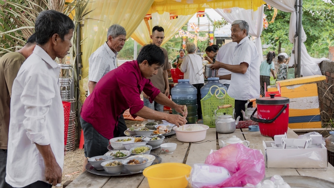 Người trẻ Khmer lễ ch&ugrave;a cầu b&igrave;nh an dịp Tết Ch&ocirc;l Chnăm Thm&acirc;y - Ảnh 15.