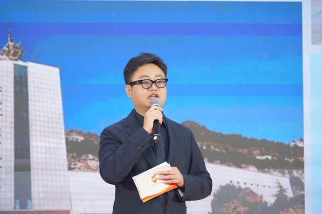 Gắn kết hữu nghị, ‘gen đỏ’ sẽ được truyền cho thế hệ mai sau- Ảnh 7. Gắn kết hữu nghị, ‘gen đỏ’ sẽ được truyền cho thế hệ mai sau- Ảnh 7.