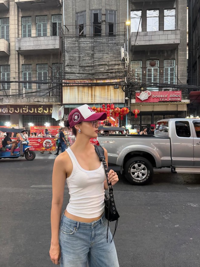 Áo ba lỗ giúp nàng tự tin xuống phố ngày hè- Ảnh 6.