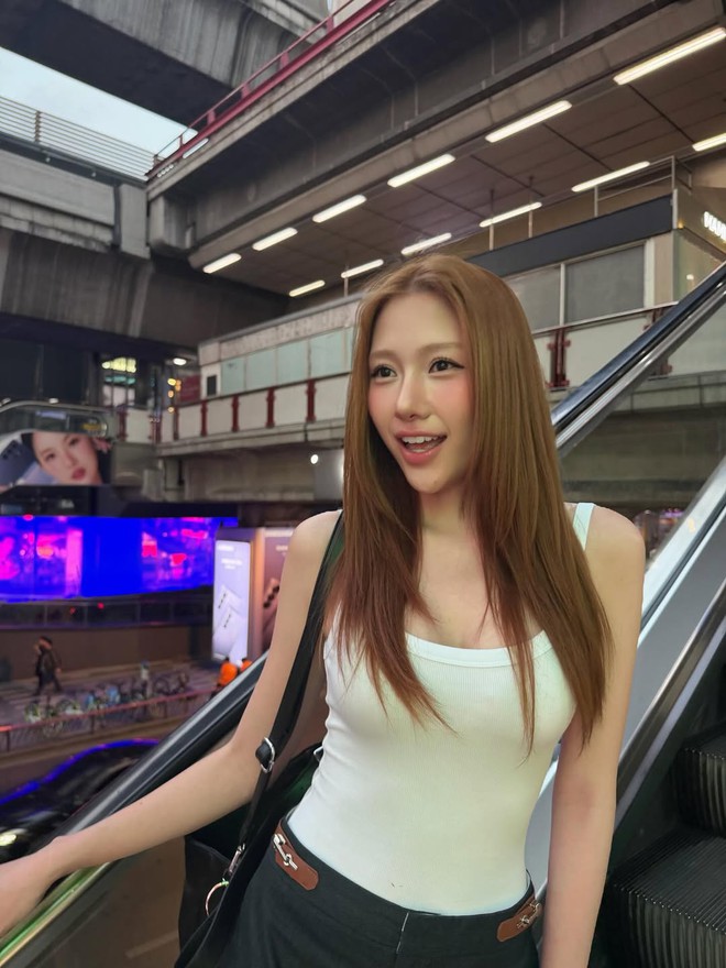 Áo ba lỗ giúp nàng tự tin xuống phố ngày hè- Ảnh 8.