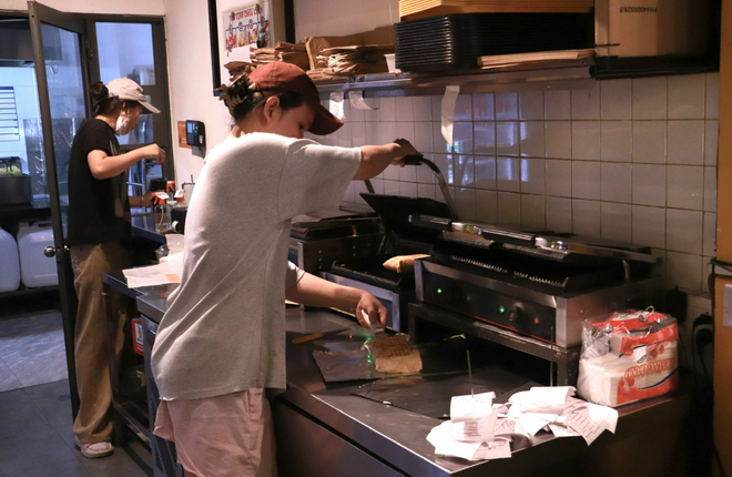 Ch&agrave;ng trai Ph&aacute;p l&agrave;m chủ 5 tiệm b&aacute;nh tacos ở Việt Nam, xem TP.HCM l&agrave; nh&agrave; - Ảnh 4.