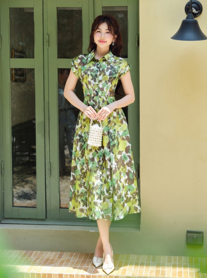 Váy họa tiết đẹp cho mùa hè 2026: Thời trang Rạng rỡ dưới nắng - Ảnh 8.