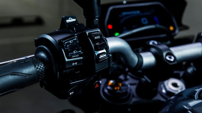 T&iacute;nh năng Cruise Control tr&ecirc;n xe m&aacute;y hoạt động ra sao, khi n&agrave;o n&ecirc;n sử dụng? - Ảnh 2.