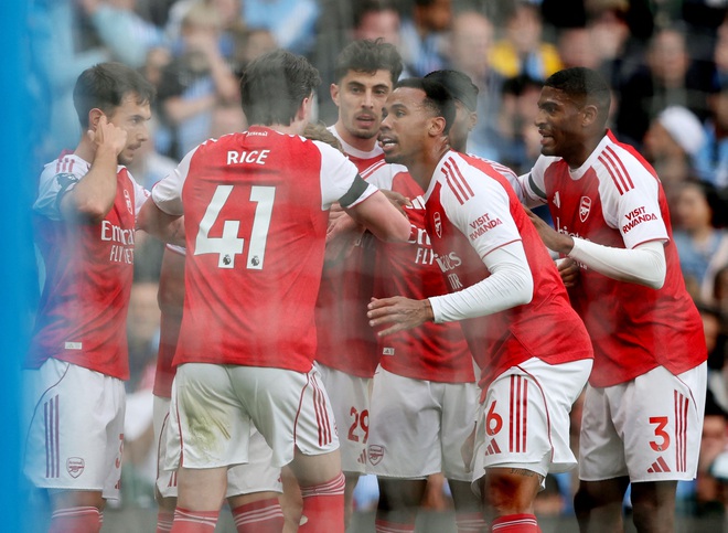 Haaland gi&uacute;p Man City đ&aacute;nh bại Arsenal trận 'chung kết m&ugrave;a', Liverpool gi&agrave;nh 3 điểm ph&uacute;t 100- Ảnh 3.