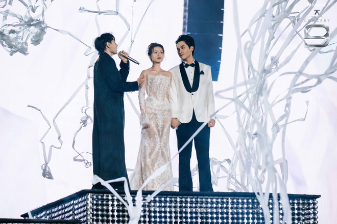 HIEUTHUHAI, Quang H&ugrave;ng MasterD c&ugrave;ng d&agrave;n anh trai 'đốt ch&aacute;y' s&acirc;n khấu- Ảnh 6.