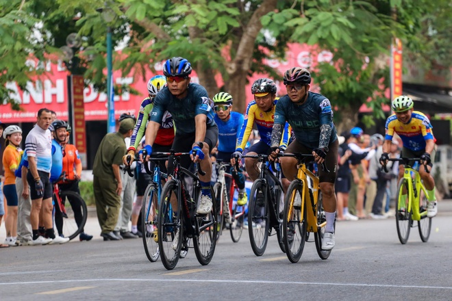 Hơn 260 cua rơ tranh t&agrave;i tại Th&agrave;nh cổ Quảng Trị, lan tỏa th&ocirc;ng điệp h&ograve;a b&igrave;nh- Ảnh 15.