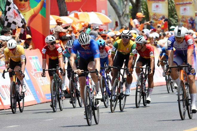 Cua rơ Việt Nam g&acirc;y sốc, vượt ngoại binh để giữ danh hiệu vua leo n&uacute;i- Ảnh 5.