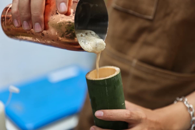 Dệt chiếu làng thành túi thời trang: Nhóm gen Z biến di sản thành xu hướng hot- Ảnh 4.