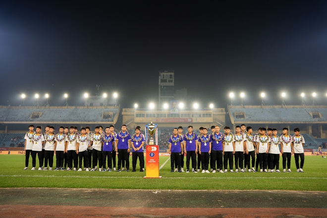 H&agrave; Nội ho&agrave;n thiện mảnh gh&eacute;p v&ocirc; địch, gợi mở điều n&agrave;y cho b&oacute;ng đ&aacute; Việt Nam- Ảnh 6.