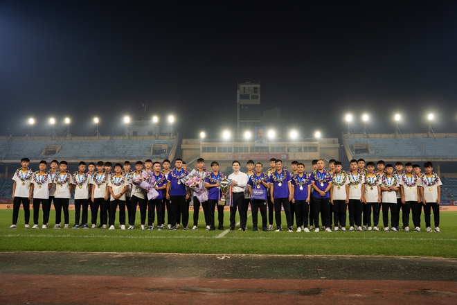 H&agrave; Nội ho&agrave;n thiện mảnh gh&eacute;p v&ocirc; địch, gợi mở điều n&agrave;y cho b&oacute;ng đ&aacute; Việt Nam- Ảnh 7.