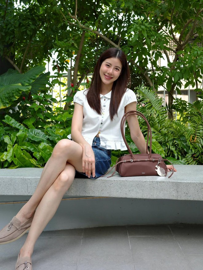 Diện giày loafer đi học, đi làm hay dạo phố đều chuẩn phong cách - Ảnh 10.