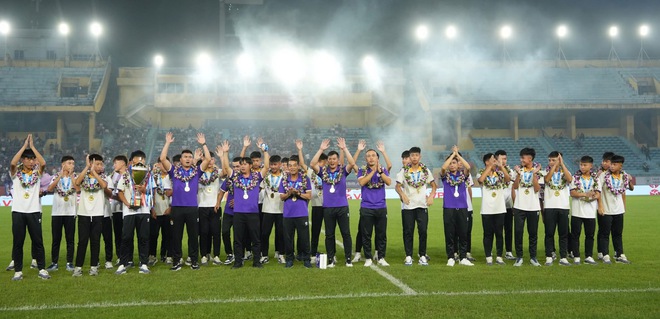 H&agrave; Nội ho&agrave;n thiện mảnh gh&eacute;p v&ocirc; địch, gợi mở điều n&agrave;y cho b&oacute;ng đ&aacute; Việt Nam- Ảnh 10.