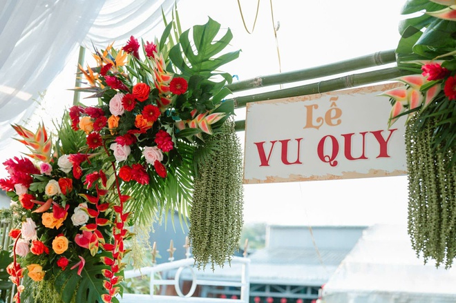 Cô dâu cùng gia đình tự trang trí đám cưới và thành quả gây bất ngờ - Ảnh 6.