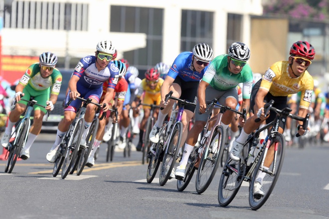 Tay đua Thanh H&oacute;a lần thứ 2 gi&agrave;nh chiến thắng chặng tại C&uacute;p xe đạp truyền h&igrave;nh- Ảnh 5.