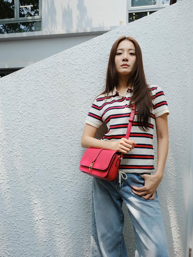 Diện áo polo khi dạo phố, đơn giản nhưng không hề mờ nhạt  - Ảnh 5.