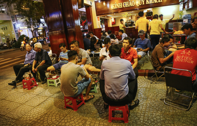 Cựu Tổng thống Mỹ Barack Obama, Thủ tướng Canada Justin Trudeau từng gh&eacute; qu&aacute;n n&agrave;y ở TP.HCM - Ảnh 2.