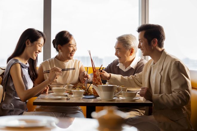 Hành trình hè trọn vẹn từ Huế trầm mặc đến Phú Quốc, TP.HCM sôi động- Ảnh 9.