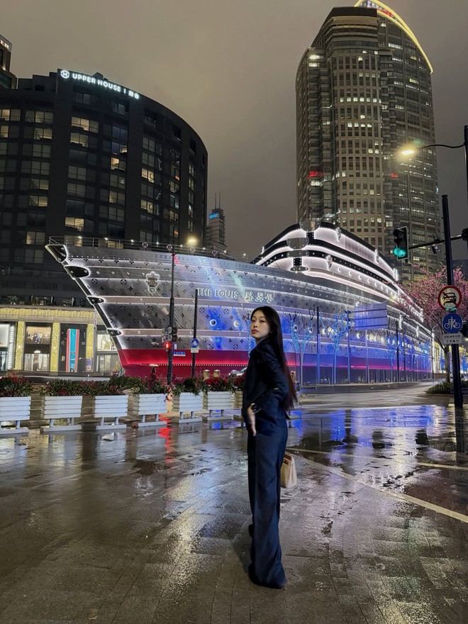 Denim on denim - công thức phối đồ 'cứ mặc là đẹp'- Ảnh 7.