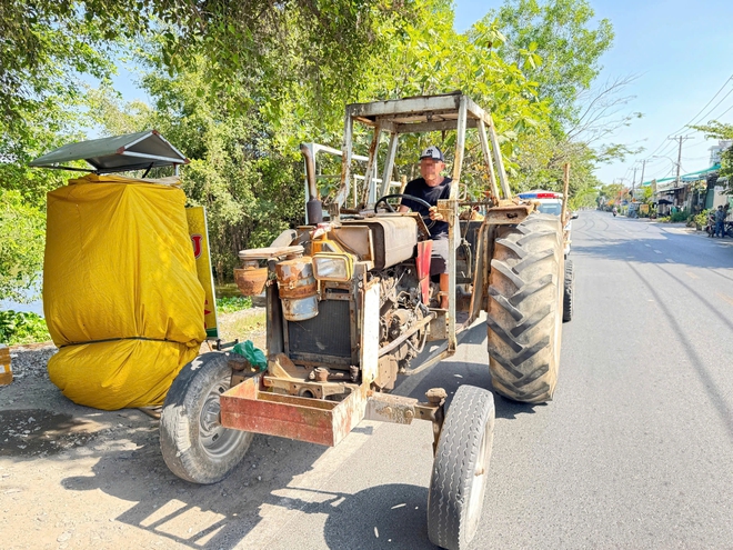 Chạy xe m&aacute;y c&agrave;y ra đường, t&agrave;i xế lẫn chủ xe bị CSGT phạt gần 90 triệu - Ảnh 5.