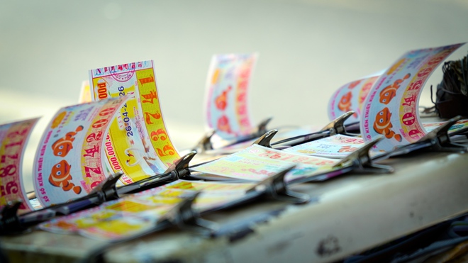 B&aacute;m trụ th&agrave;nh phố ng&agrave;y lễ: Người lao động tranh thủ &lsquo;c&agrave;y&rsquo; kiếm th&ecirc;m thu nhập - Ảnh 5.