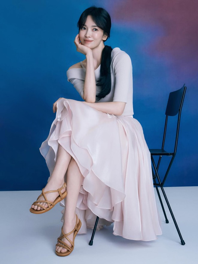 Phối đồ cùng giày sandal giúp hoàn thiện phong cách mùa hè - Ảnh 4.