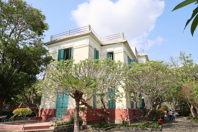 Biệt thự Cầu Đ&aacute; Nha Trang mở cửa đ&oacute;n kh&aacute;ch sau hơn 10 năm dừng hoạt động- Ảnh 2.