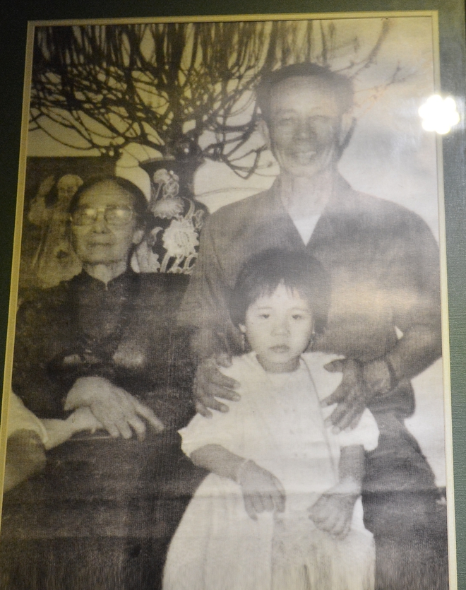 Bữa cơm đo&agrave;n tụ sau ng&agrave;y đất nước thống nhất của gia đ&igrave;nh tướng Ba Quốc- Ảnh 6.