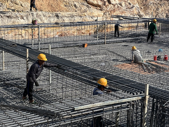 Các công trình điện phục vụ APEC 2027 tại Phú Quốc 'chạy đua' tiến độ - Ảnh 2.
