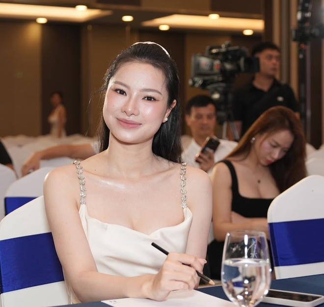 STour pickleball Vietnam masters 2026 tổng tiền thưởng 10 tỉ đồng, thu h&uacute;t người đẹp v&agrave; KOLs tham gia- Ảnh 7.