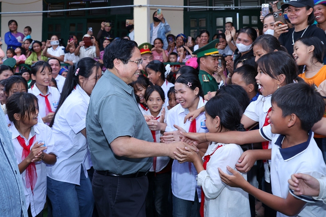 Tăng tốc, bứt phá, quyết tâm thực hiện thắng lợi nhiệm vụ Đại hội Đảng XIV- Ảnh 10. Tăng tốc, bứt phá, quyết tâm thực hiện thắng lợi nhiệm vụ Đại hội Đảng XIV- Ảnh 10.