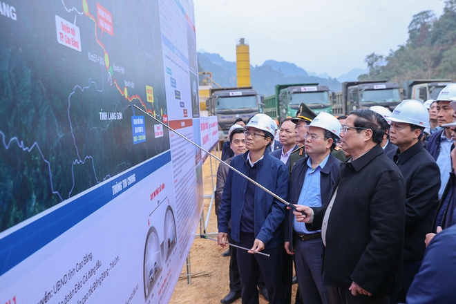 Tăng tốc, bứt phá, quyết tâm thực hiện thắng lợi nhiệm vụ Đại hội Đảng XIV- Ảnh 5. Tăng tốc, bứt phá, quyết tâm thực hiện thắng lợi nhiệm vụ Đại hội Đảng XIV- Ảnh 5.