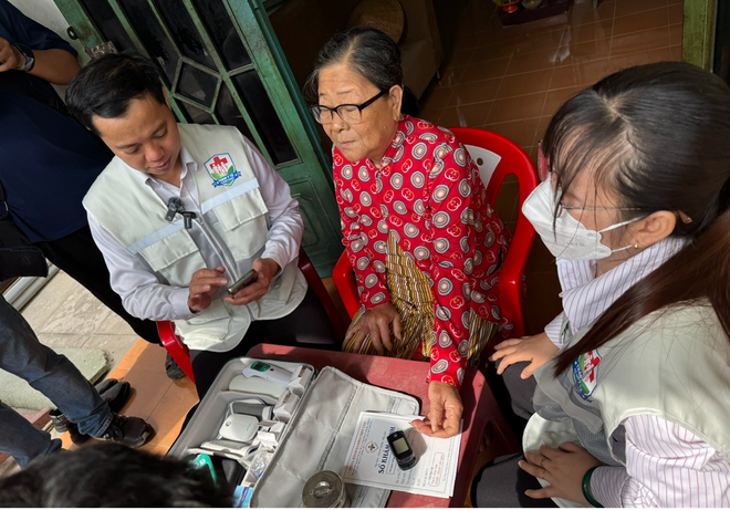 TP.HCM: Người d&acirc;n x&atilde; Hiệp phước, Đất Đỏ, Bắc T&acirc;n Uy&ecirc;n đ&atilde; c&oacute; b&aacute;c sĩ gia đ&igrave;nh - Ảnh 2.