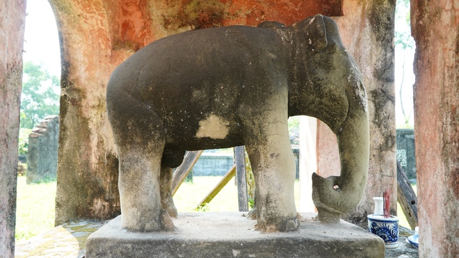 Di t&iacute;ch điện Voi R&eacute;, nơi thờ voi chiến triều Nguyễn, đang xuống cấp- Ảnh 11.