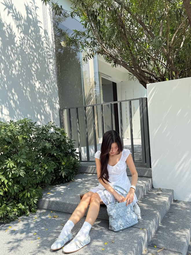 Giày búp bê đế bệt giúp nàng di chuyển linh hoạt mỗi ngày - Ảnh 9.