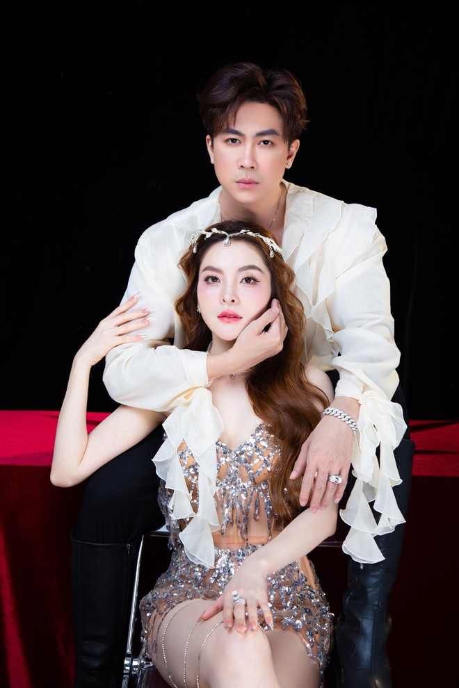 Hồ Việt Trung l&agrave;m r&otilde; tin đồn li&ecirc;n quan đến ch&aacute;u g&aacute;i Kim Tiểu Long - Ảnh 3.