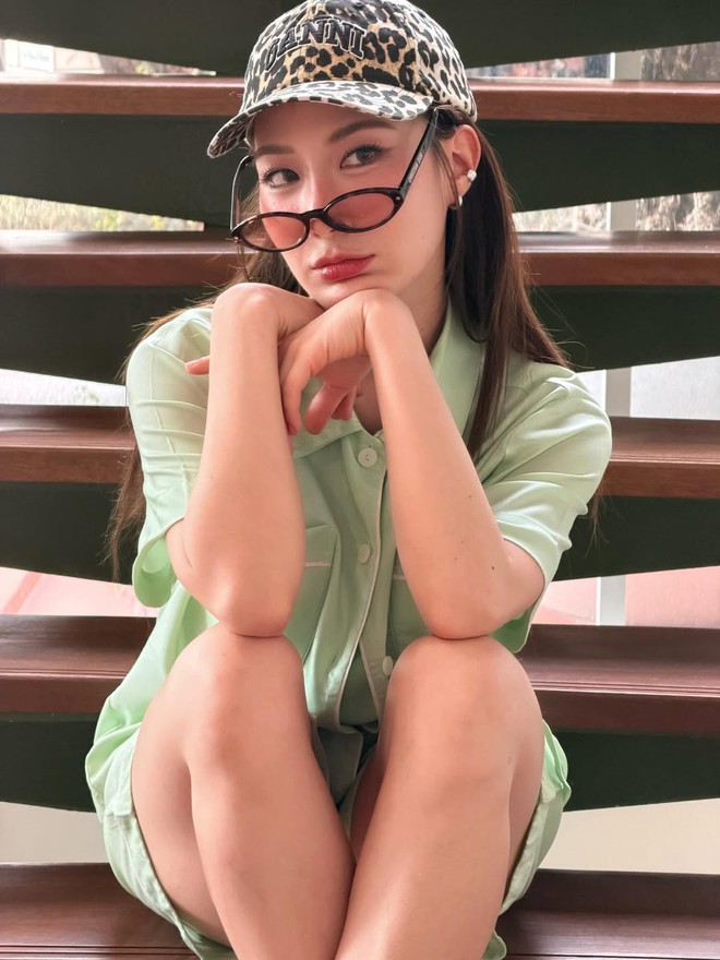 Chỉ cần một chiếc kính mát, nàng đã có thể 'nâng hạng' diện mạo mùa hè- Ảnh 2.