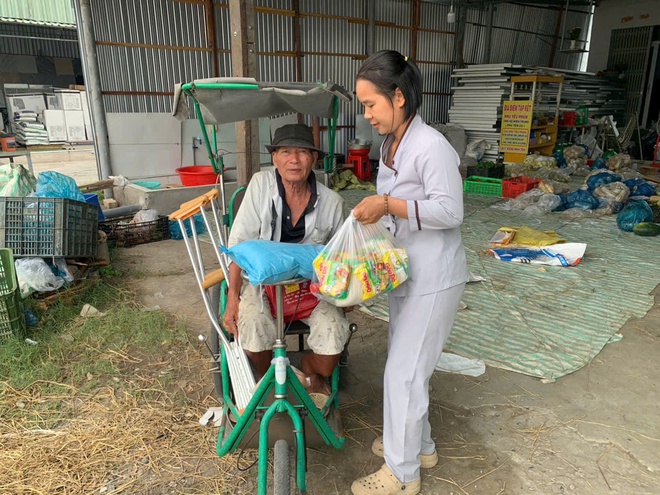 Từ bếp chay thiện nguyện đến quầy rau 0 đồng- Ảnh 3.