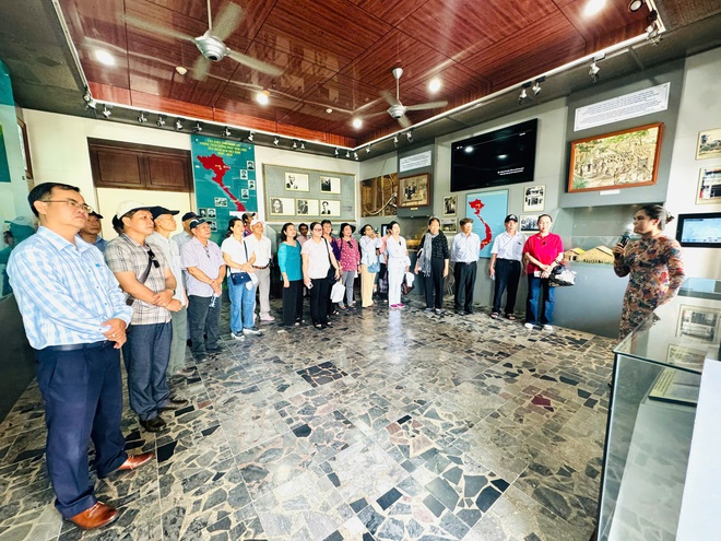 Nơi khởi đầu hành trình 'đi tìm hình của nước'- Ảnh 4. Nơi khởi đầu hành trình 'đi tìm hình của nước'- Ảnh 4.