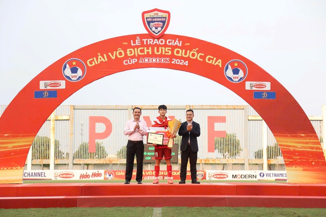 U.17 Việt Nam giành vé World Cup: Kỳ tích tạo nên từ sức mạnh của cả cộng đồng- Ảnh 2. U.17 Việt Nam giành vé World Cup: Kỳ tích tạo nên từ sức mạnh của cả cộng đồng- Ảnh 2.
