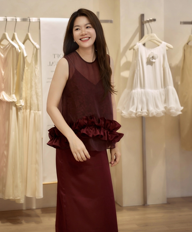 Làm mới tủ đồ công sở qua những gam màu ngọt ngào, trong trẻo - Ảnh 8.