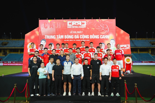 CLB CAHN c&oacute; bước đi quan trọng, Quang Hải c&ugrave;ng Nguyễn Filip rạng rỡ c&oacute; mặt- Ảnh 1.