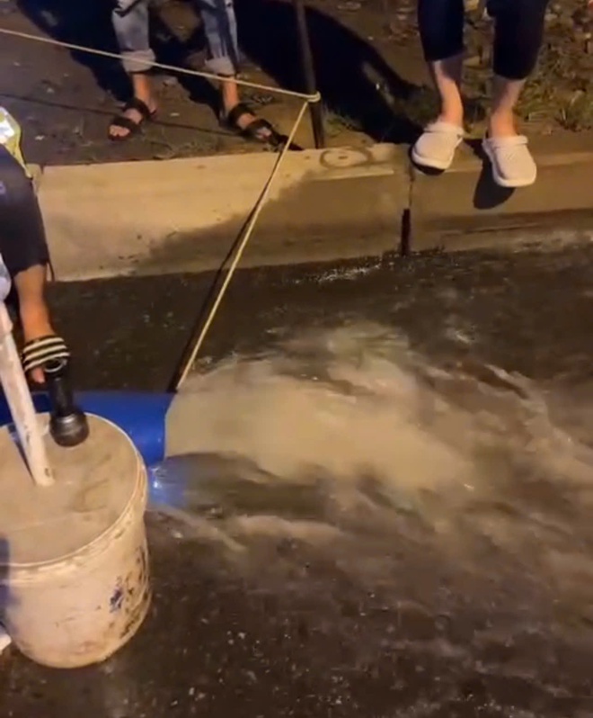 Người d&acirc;n Nh&agrave; B&egrave; bức x&uacute;c v&igrave; li&ecirc;n tục bị cắt nước, đơn vị cấp nước n&oacute;i g&igrave;?- Ảnh 3.